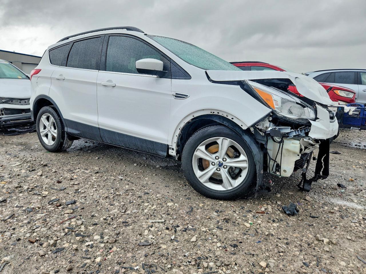 2016 FORD ESCAPE