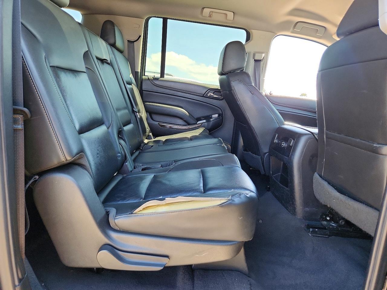 2019 CHEVROLET Suburban