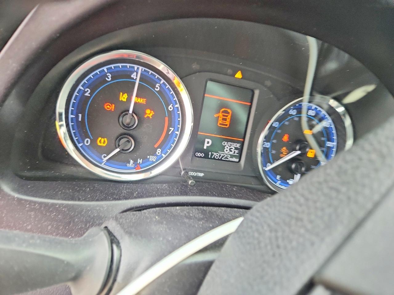 2018 TOYOTA COROLLA