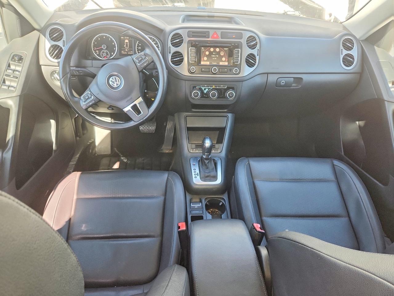 2011 VOLKSWAGEN TIGUAN