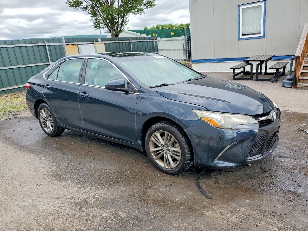 2017 TOYOTA CAMRY