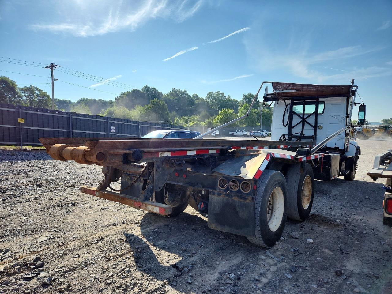2009 VOLVO VHD