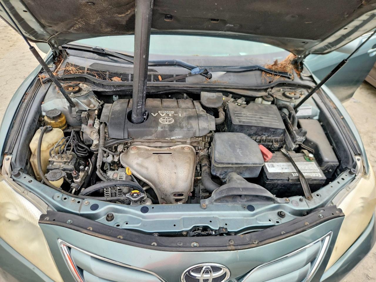 2010 TOYOTA CAMRY