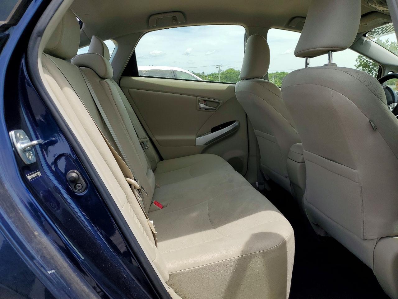 2012 TOYOTA PRIUS