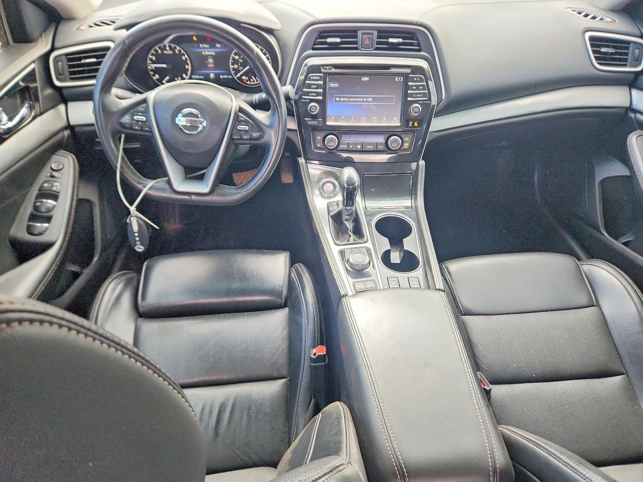 2017 NISSAN Maxima