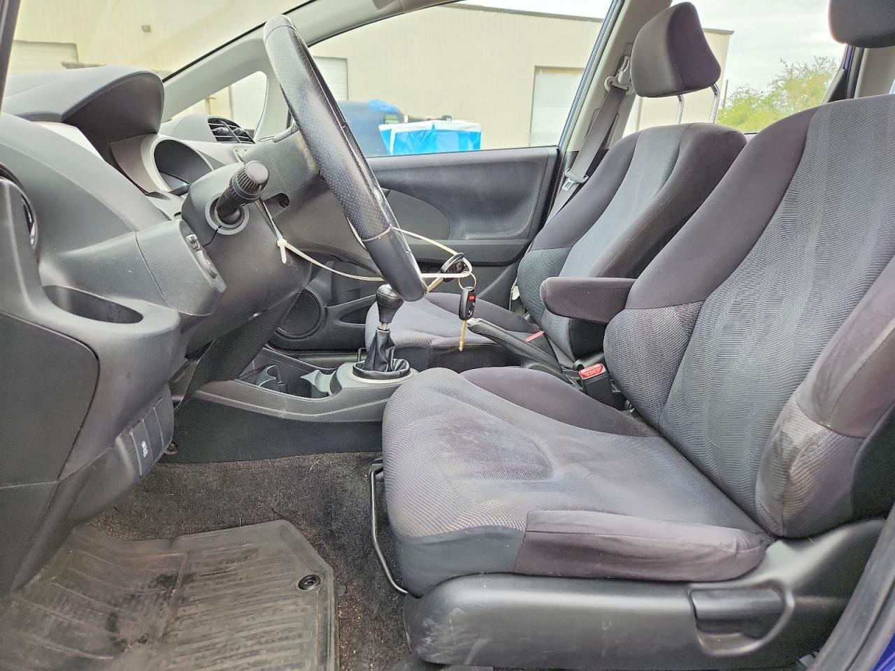 2011 HONDA FIT