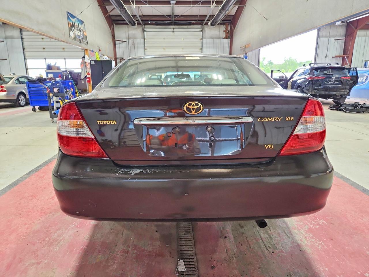 2002 TOYOTA CAMRY