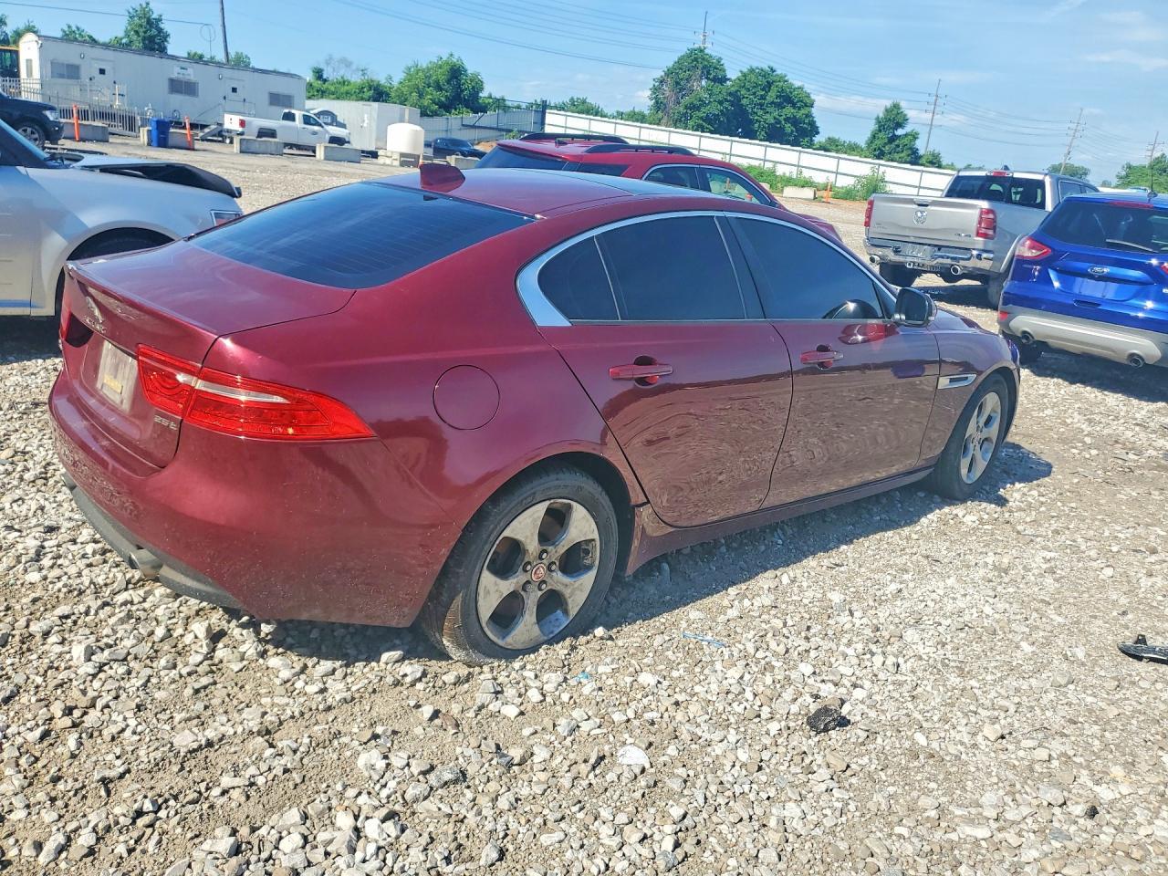 2017 JAGUAR XE