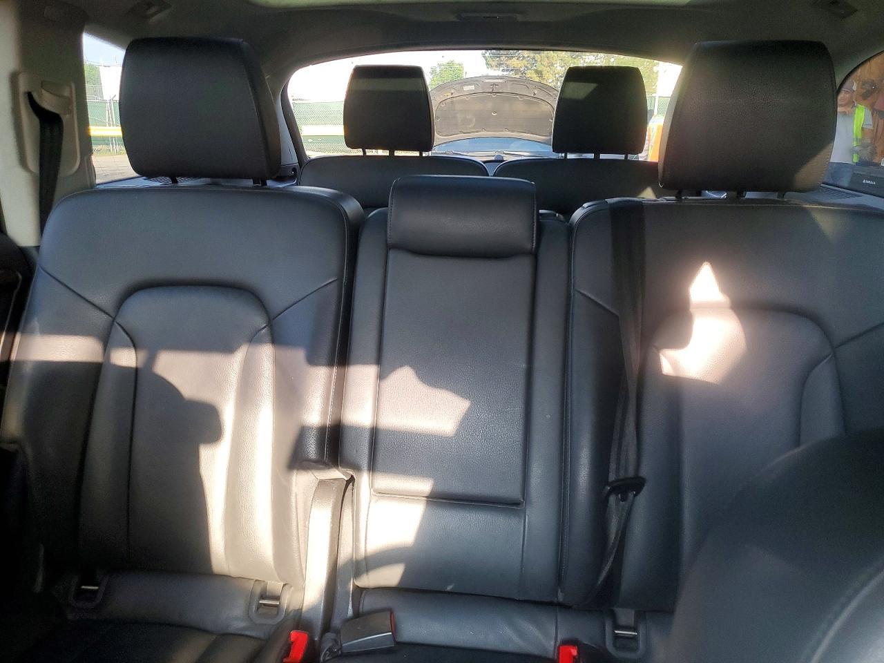 2012 AUDI Q7