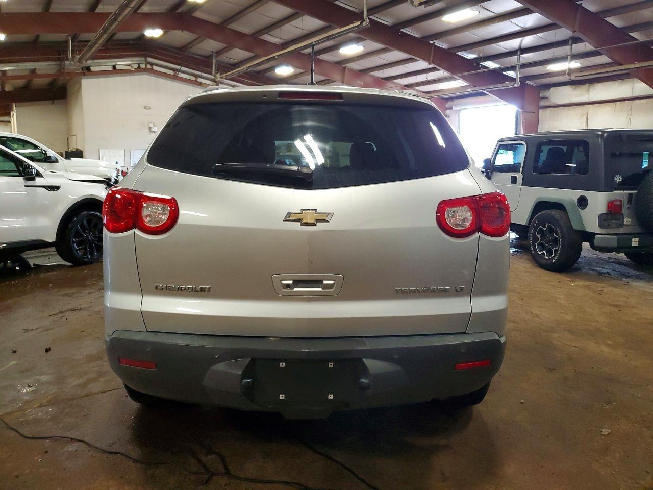 2010 CHEVROLET TRAVERSE