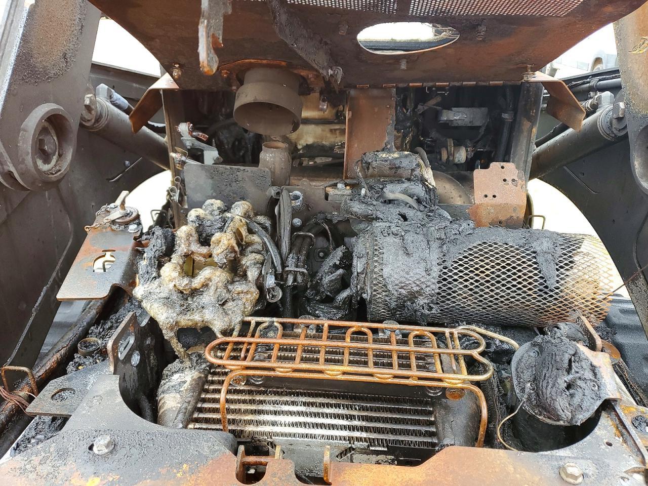 2021 JOHN DEERE 333g