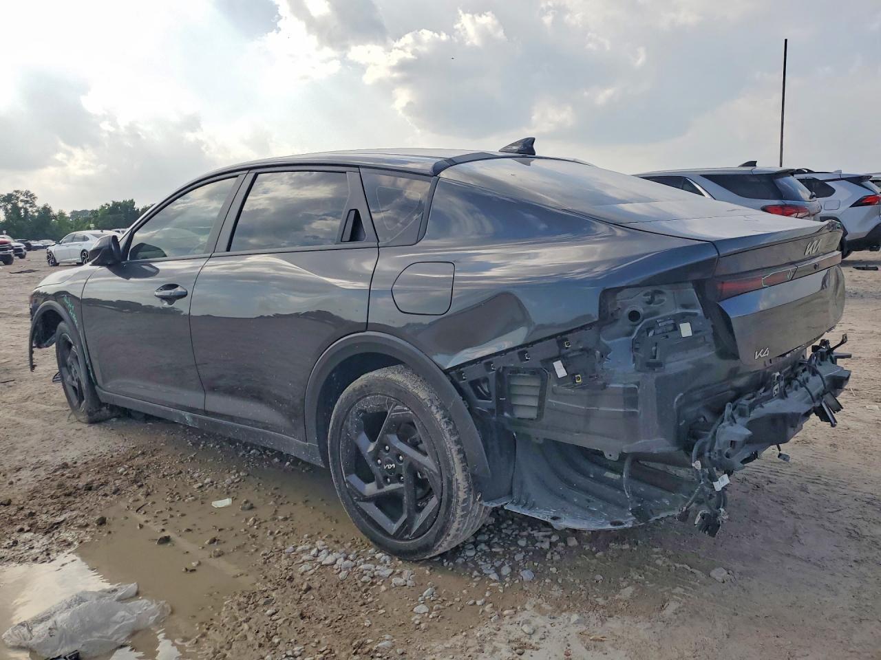 2025 KIA K4