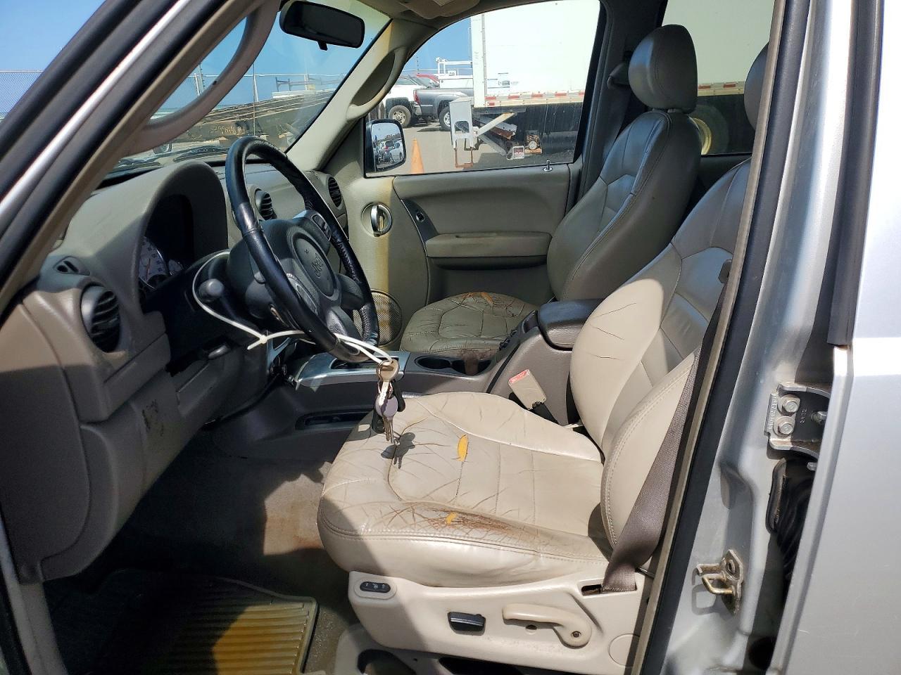 2002 JEEP Liberty