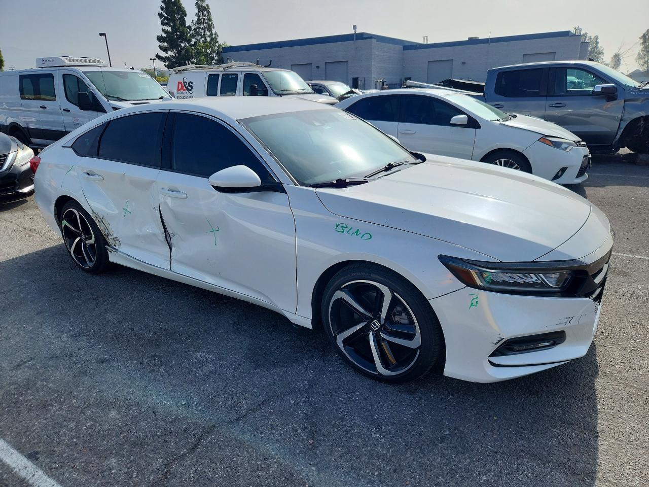 2019 HONDA ACCORD
