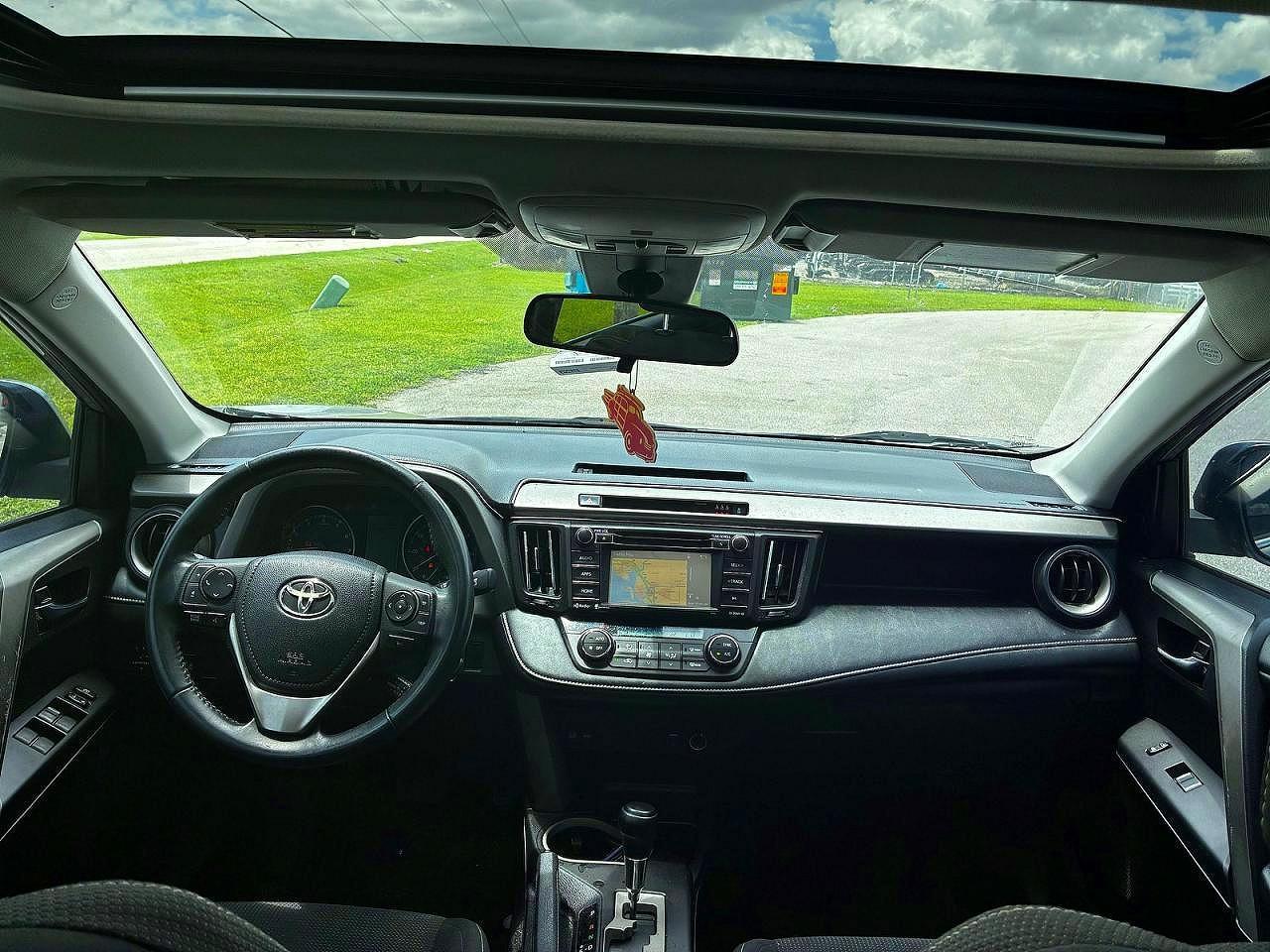 2017 TOYOTA RAV4