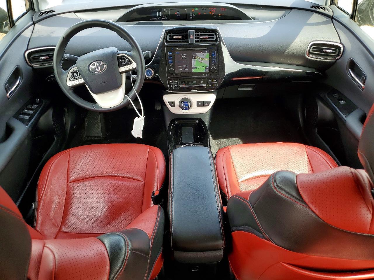 2017 TOYOTA PRIUS