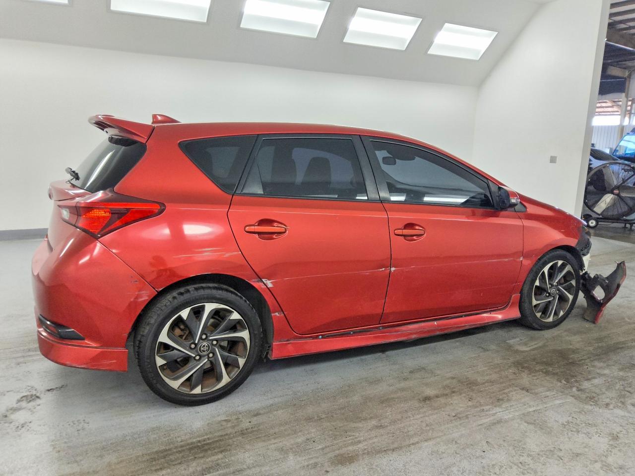 2018 TOYOTA COROLLA