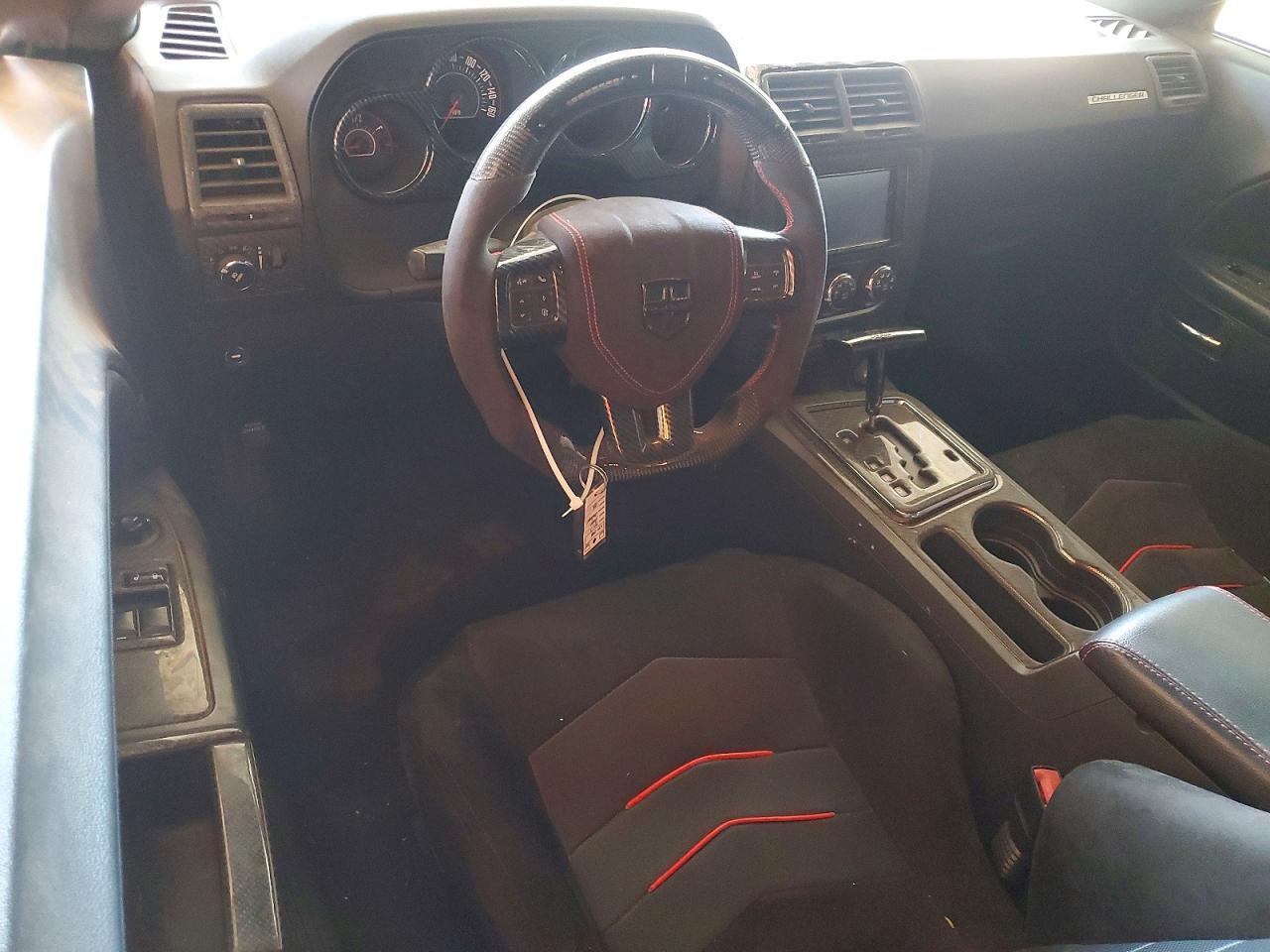 2013 DODGE Challenger