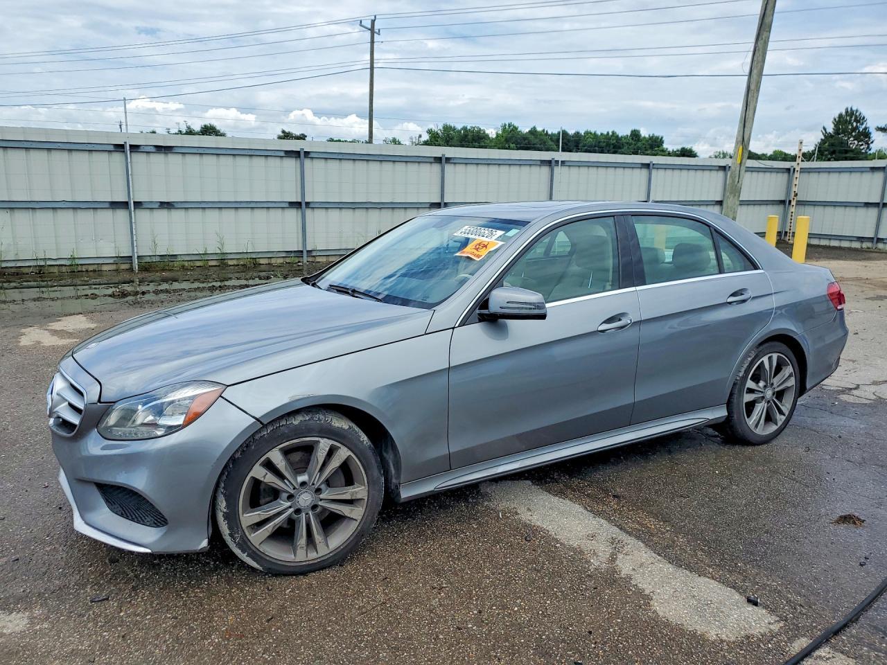 2014 MERCEDES-BENZ E-Class