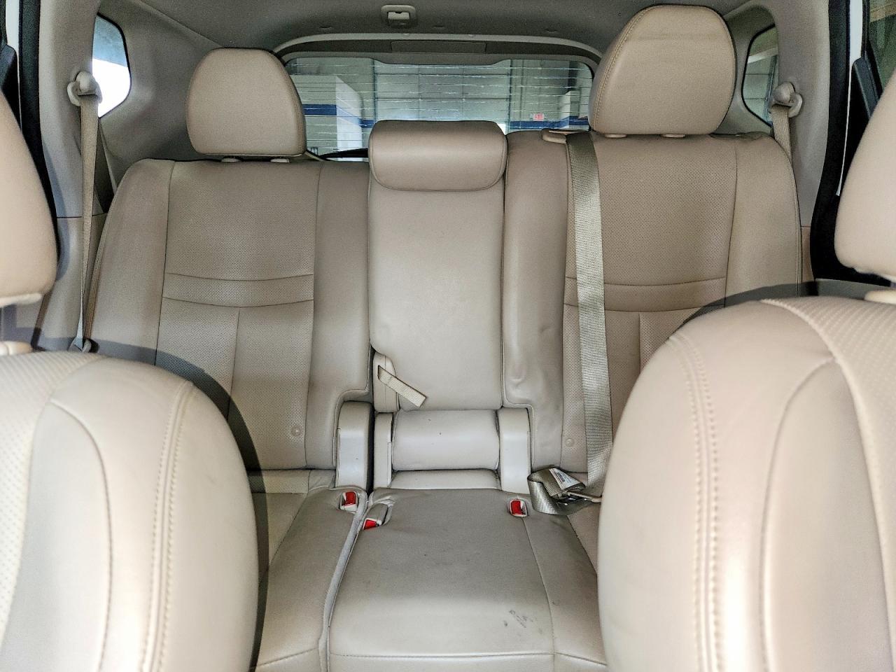 2015 NISSAN ROGUE