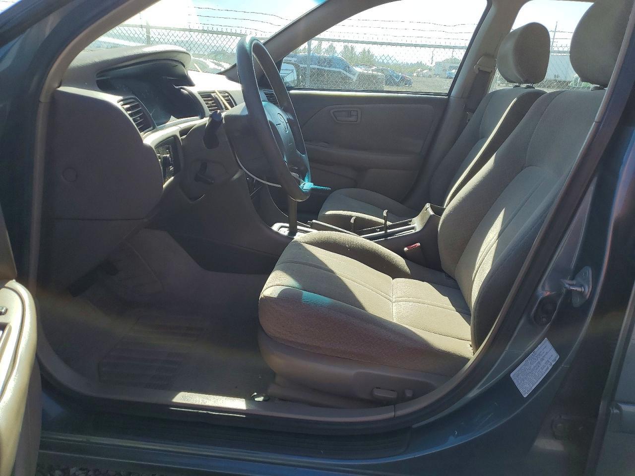 2000 TOYOTA CAMRY
