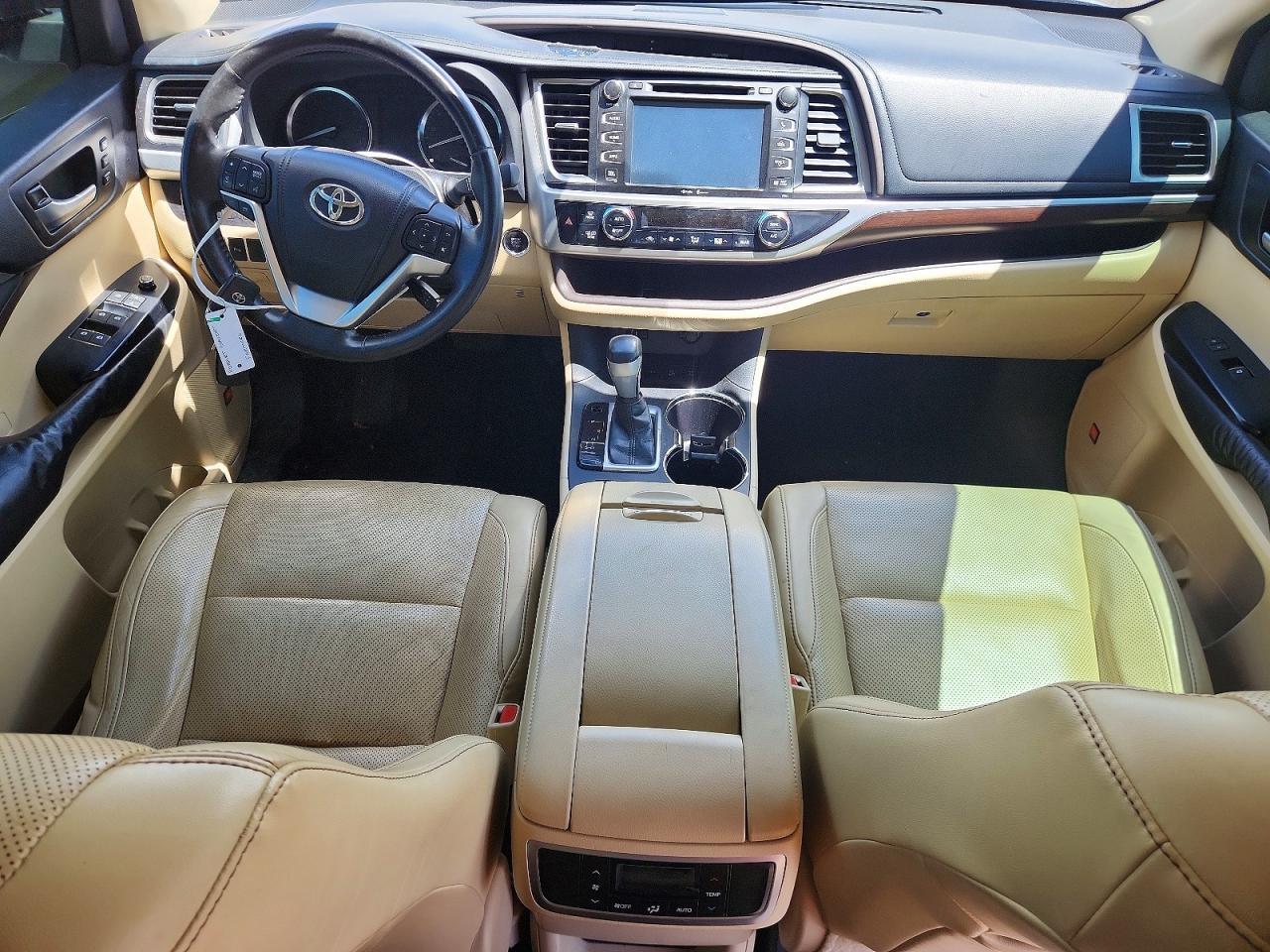 2014 TOYOTA HIGHLANDER