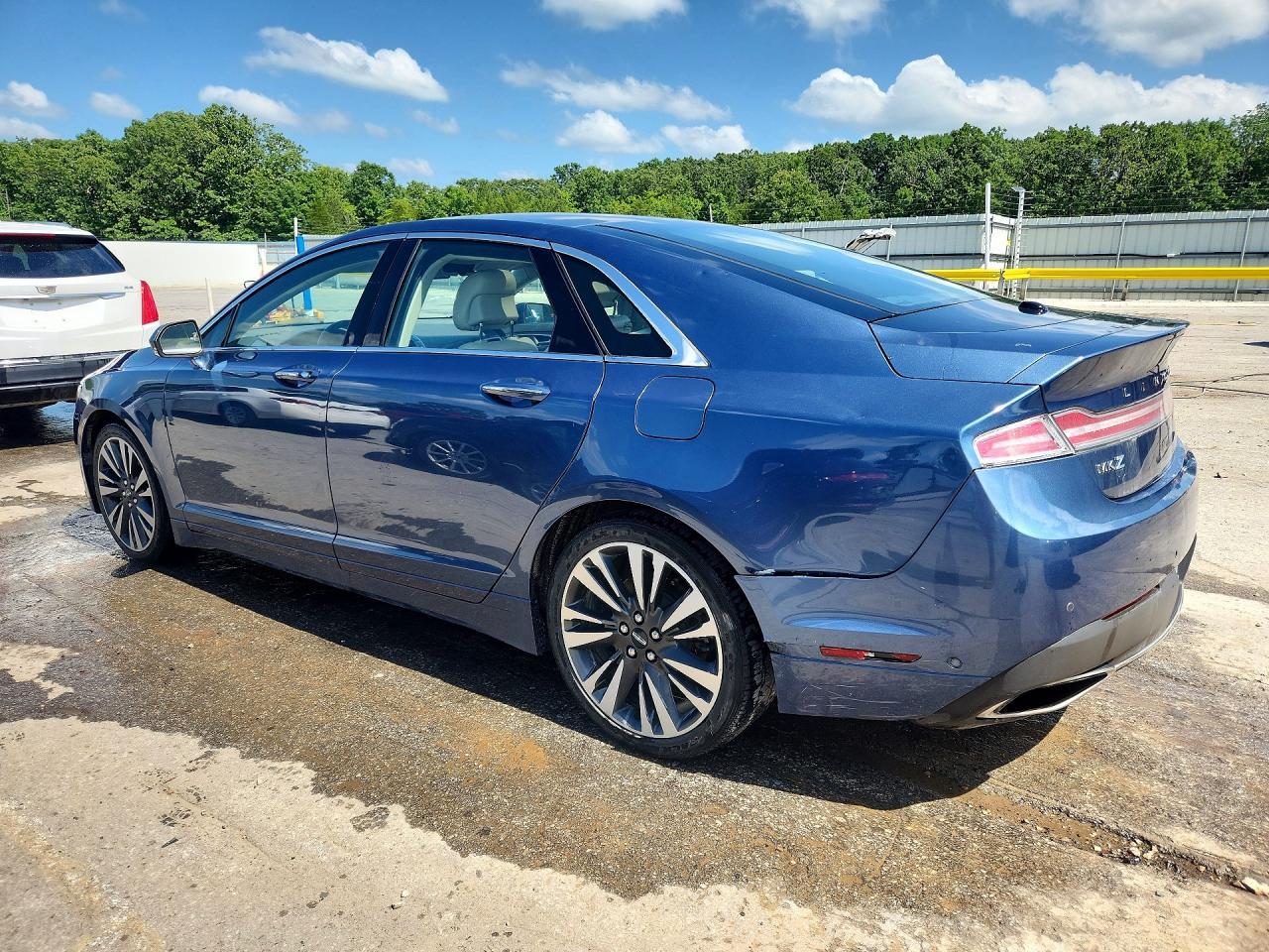 2019 LINCOLN MKZ