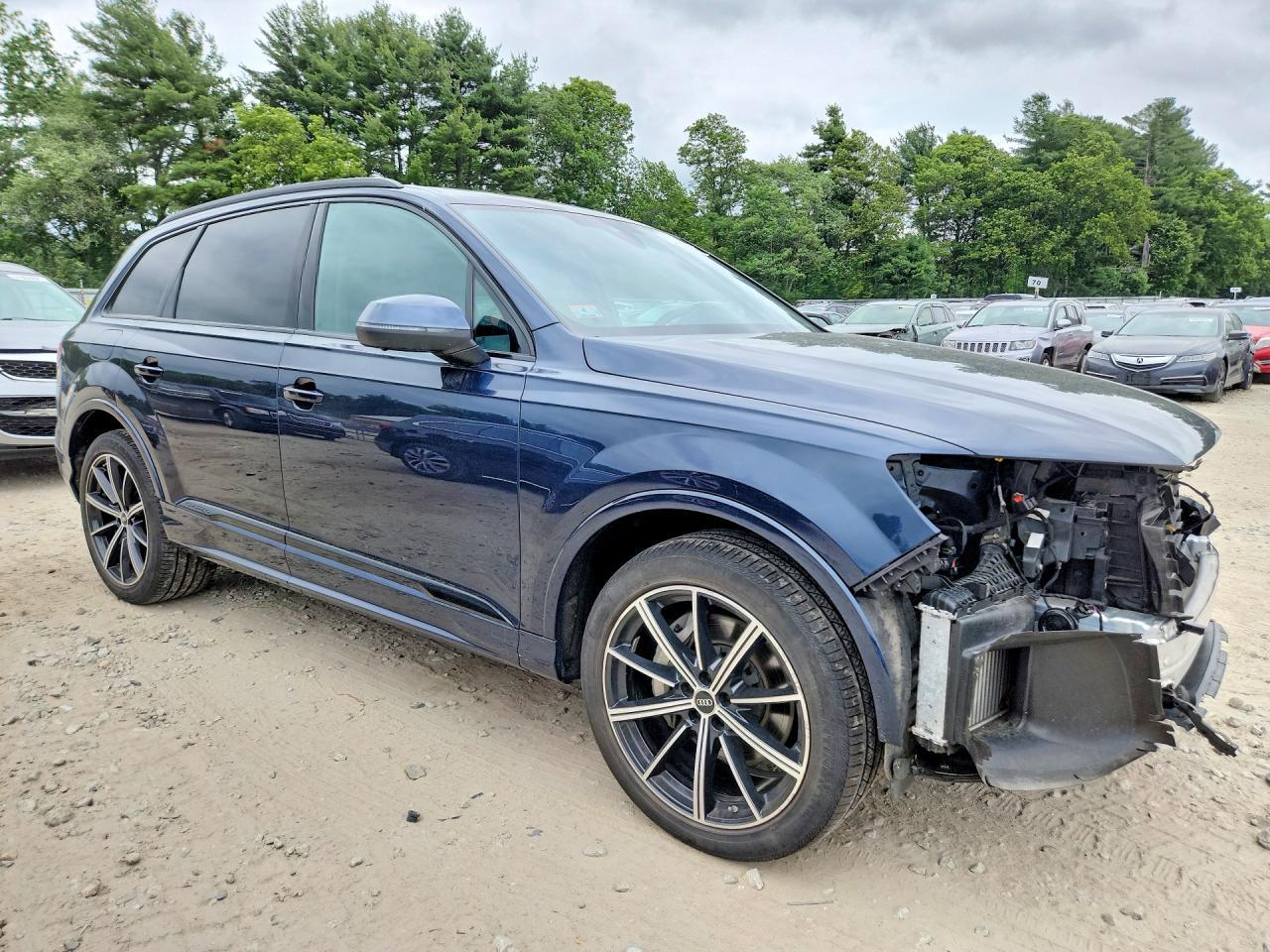 2023 AUDI Q7