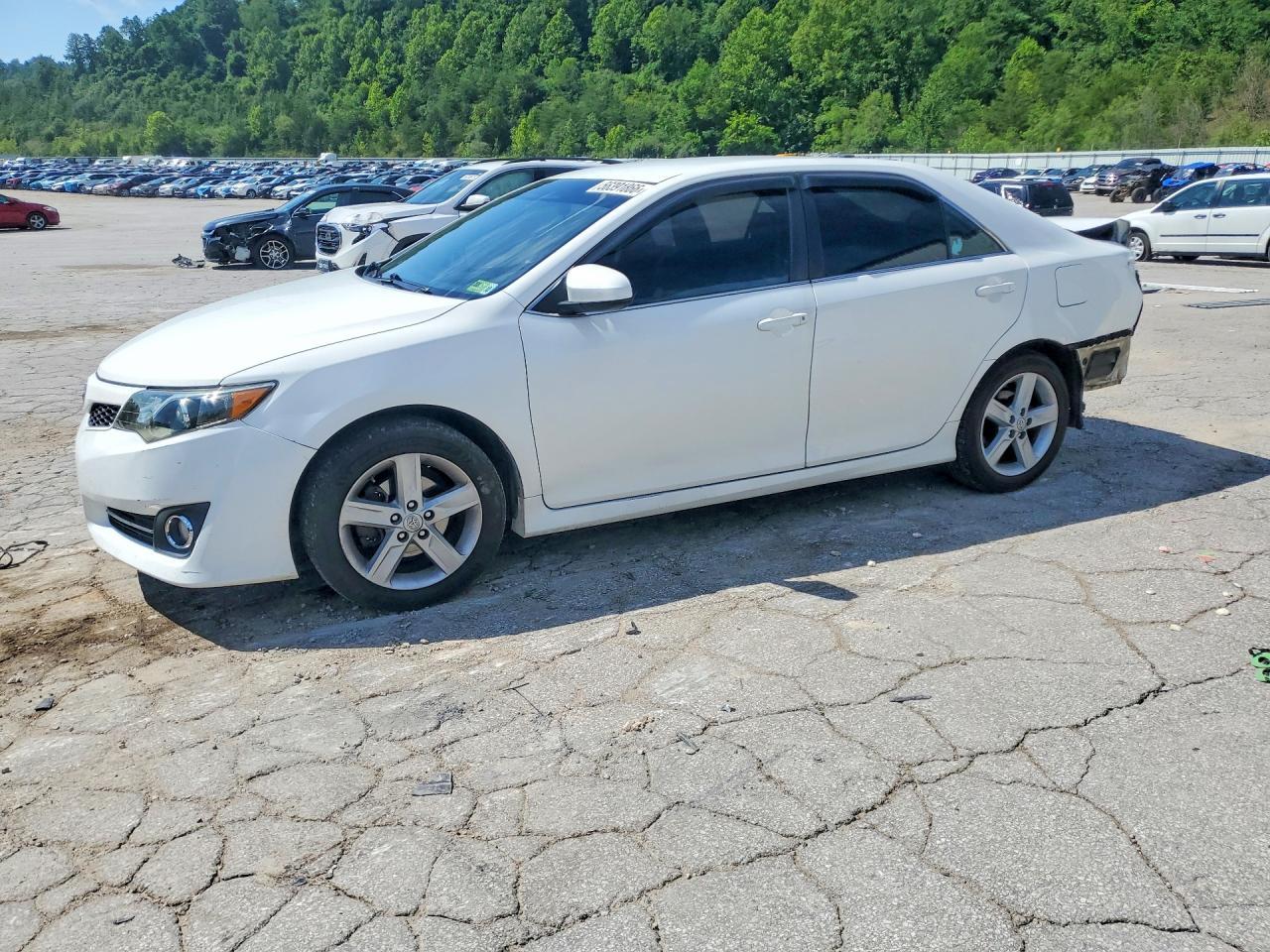 2013 TOYOTA CAMRY