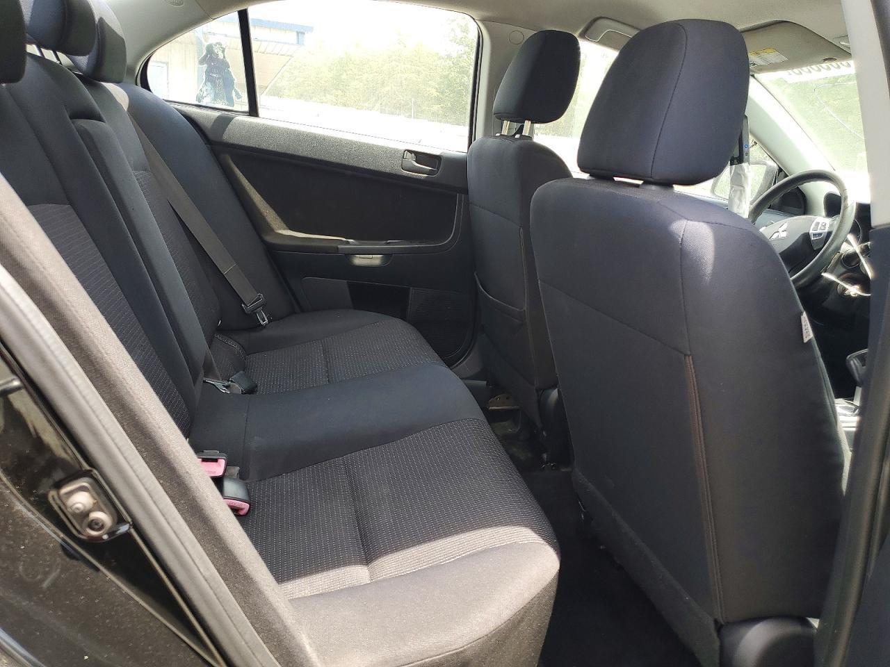 2011 MITSUBISHI LANCER