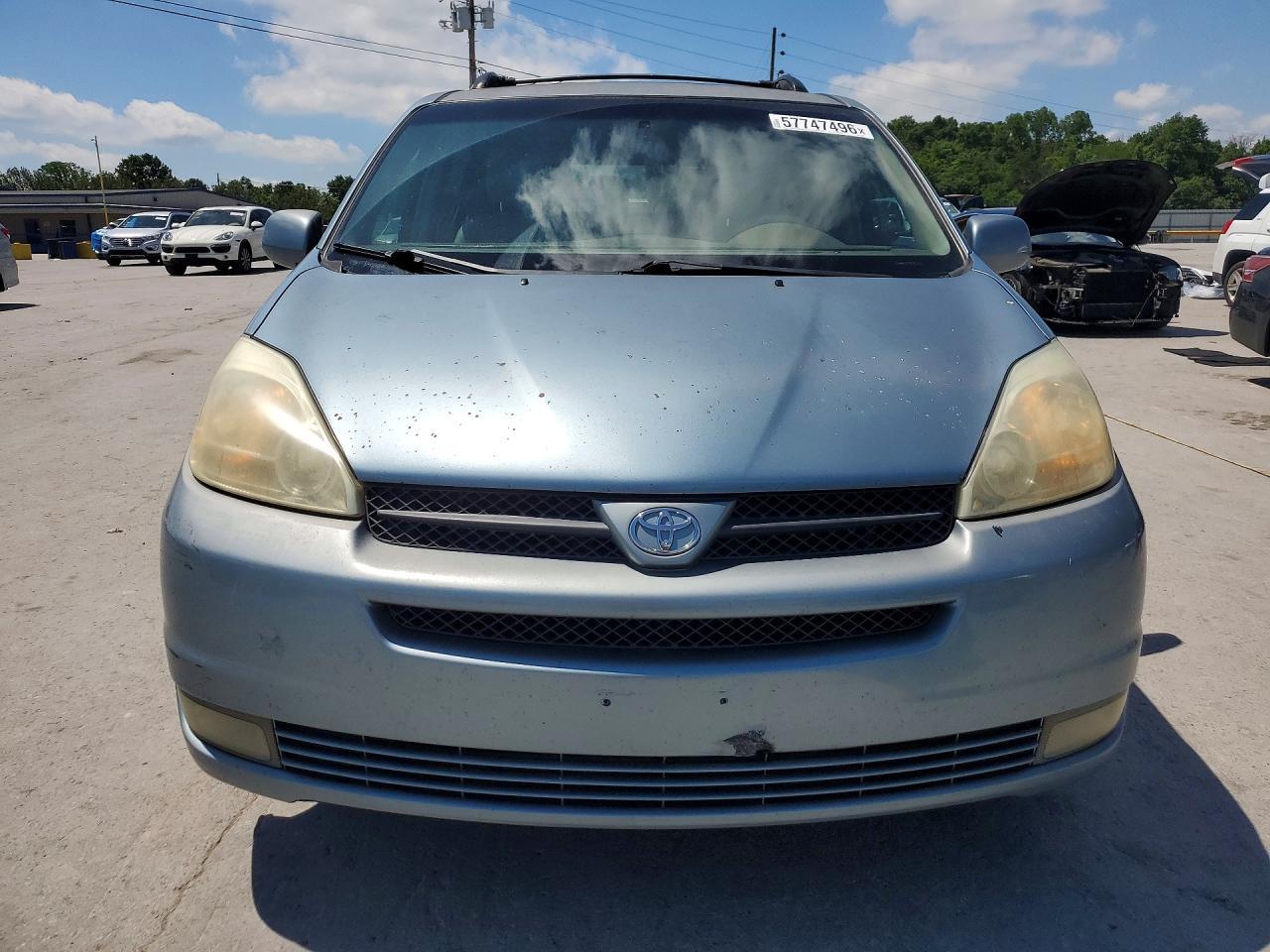2005 TOYOTA SIENNA