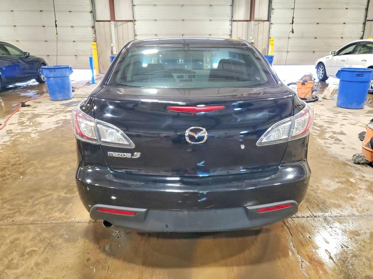 2010 MAZDA 3