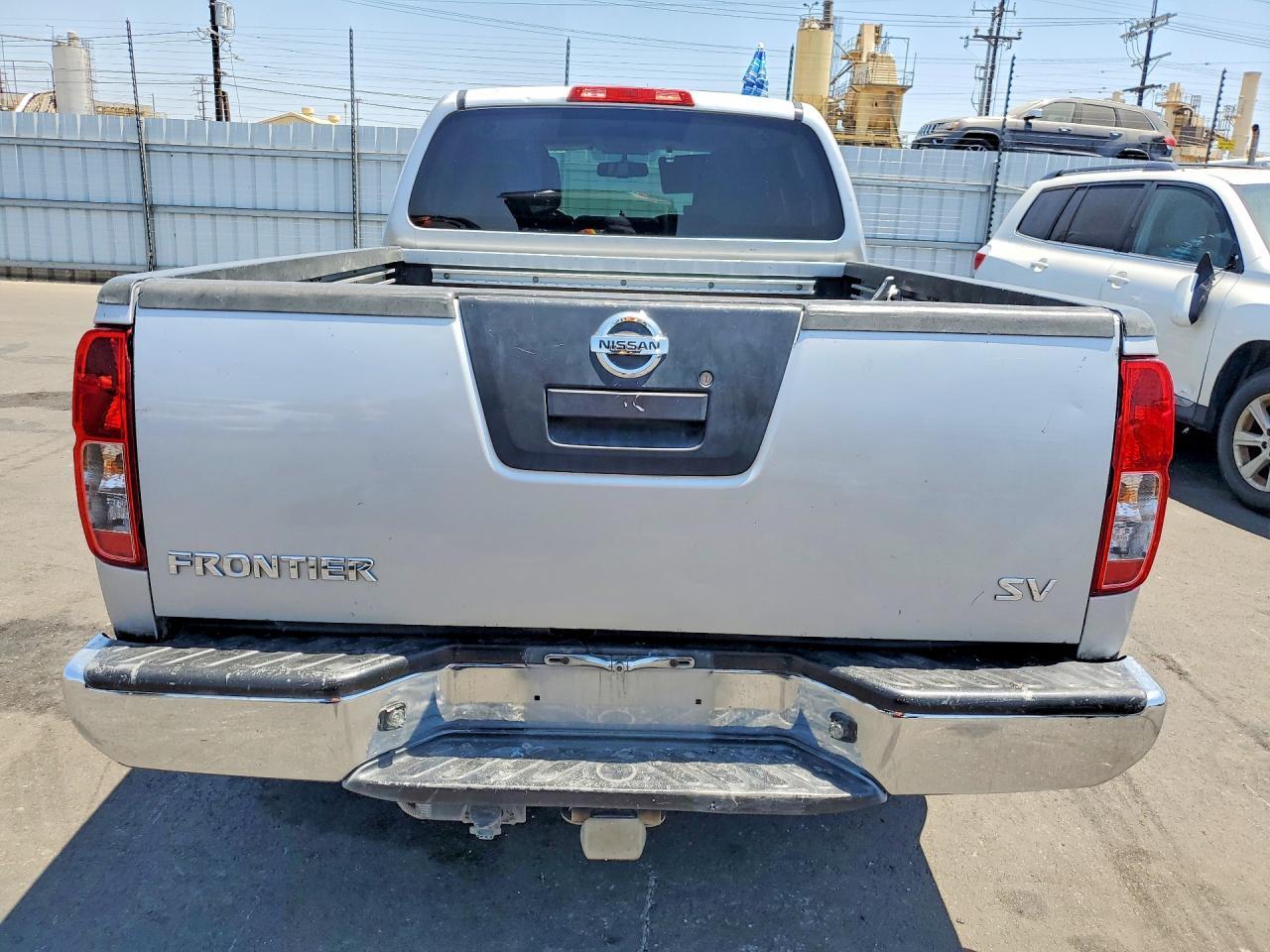 2012 NISSAN Frontier
