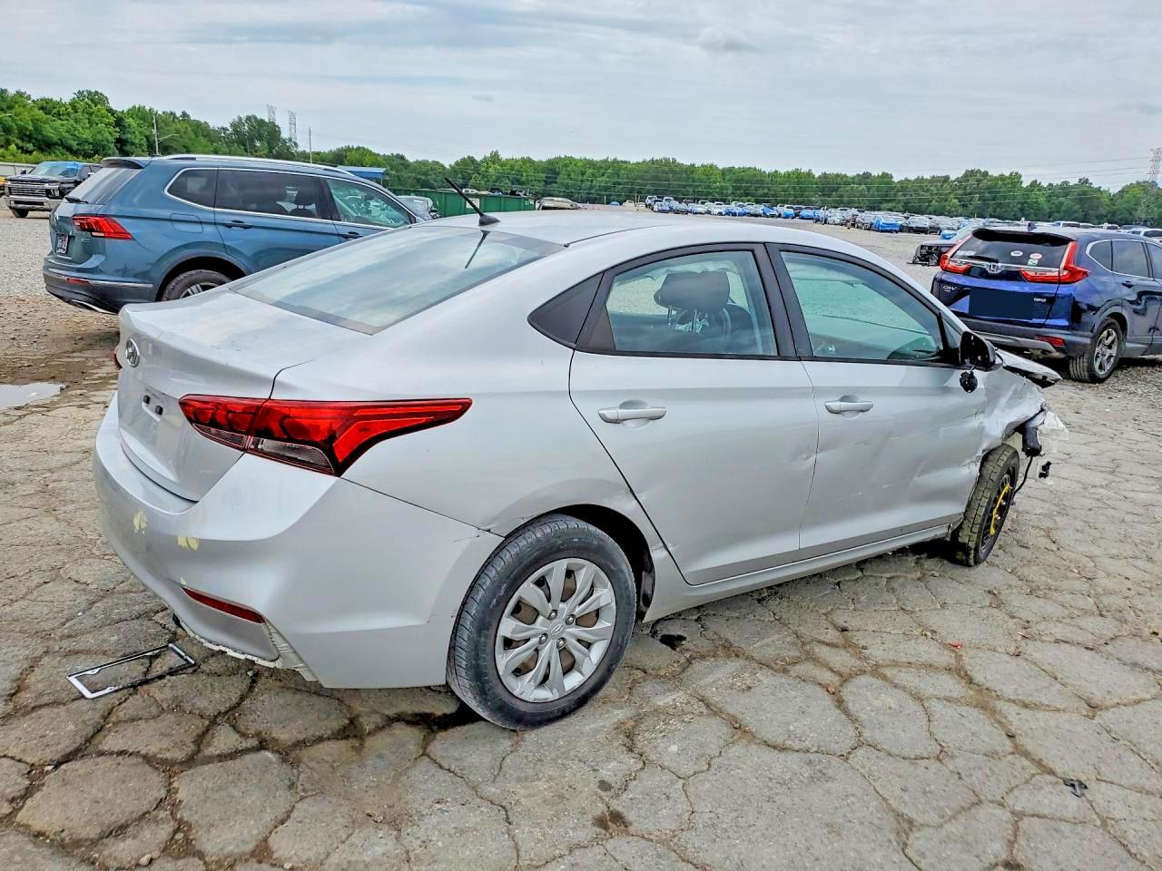 2019 HYUNDAI ACCENT