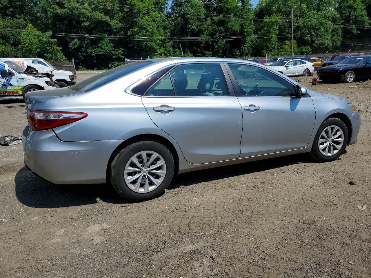 2016 TOYOTA CAMRY