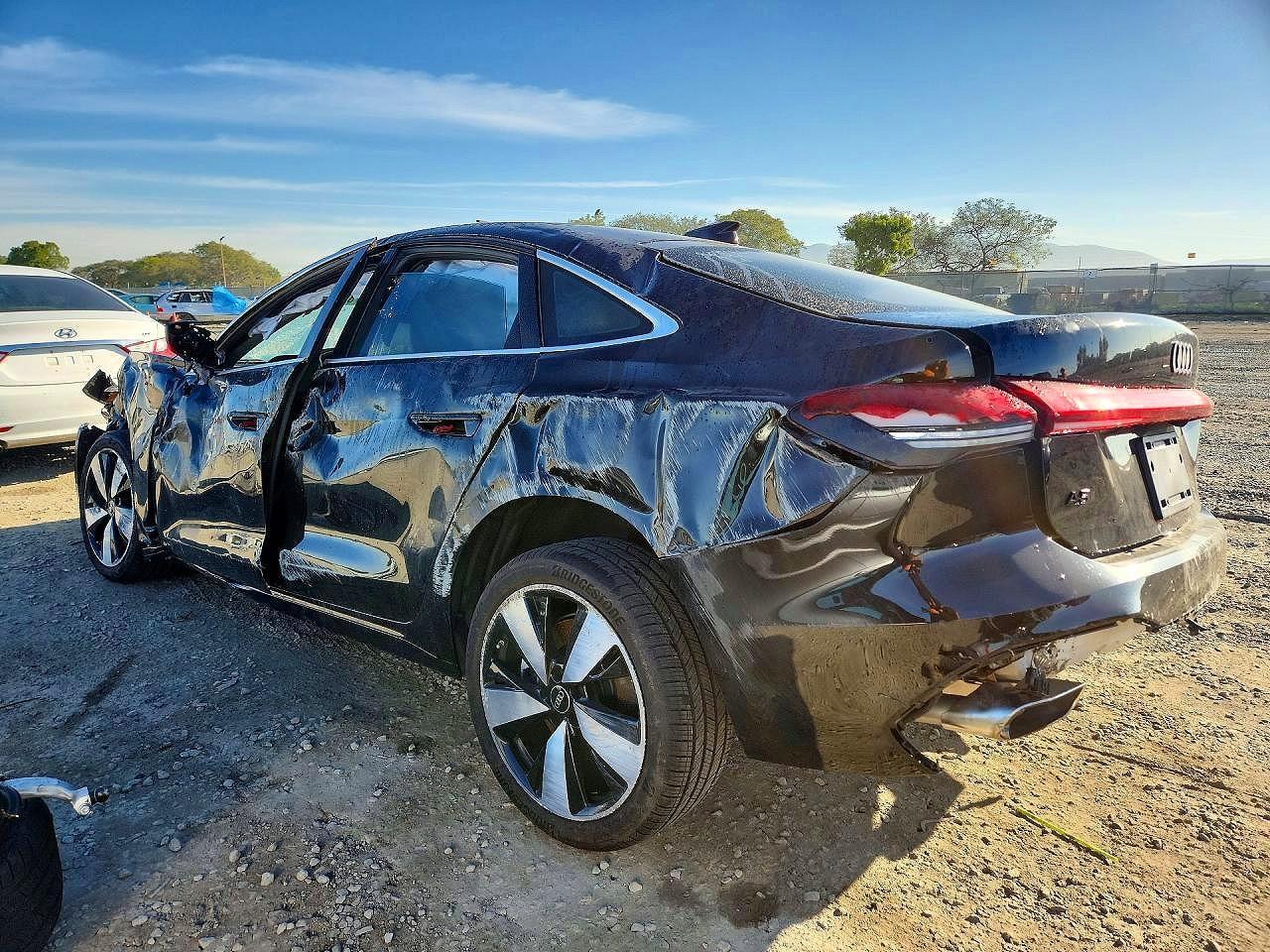 2025 AUDI A5