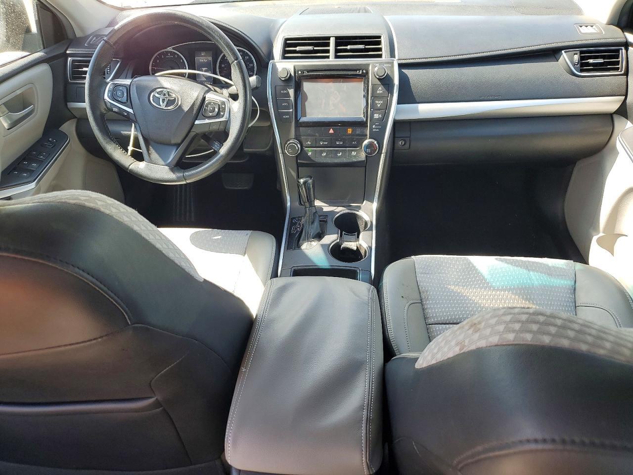 2015 TOYOTA CAMRY