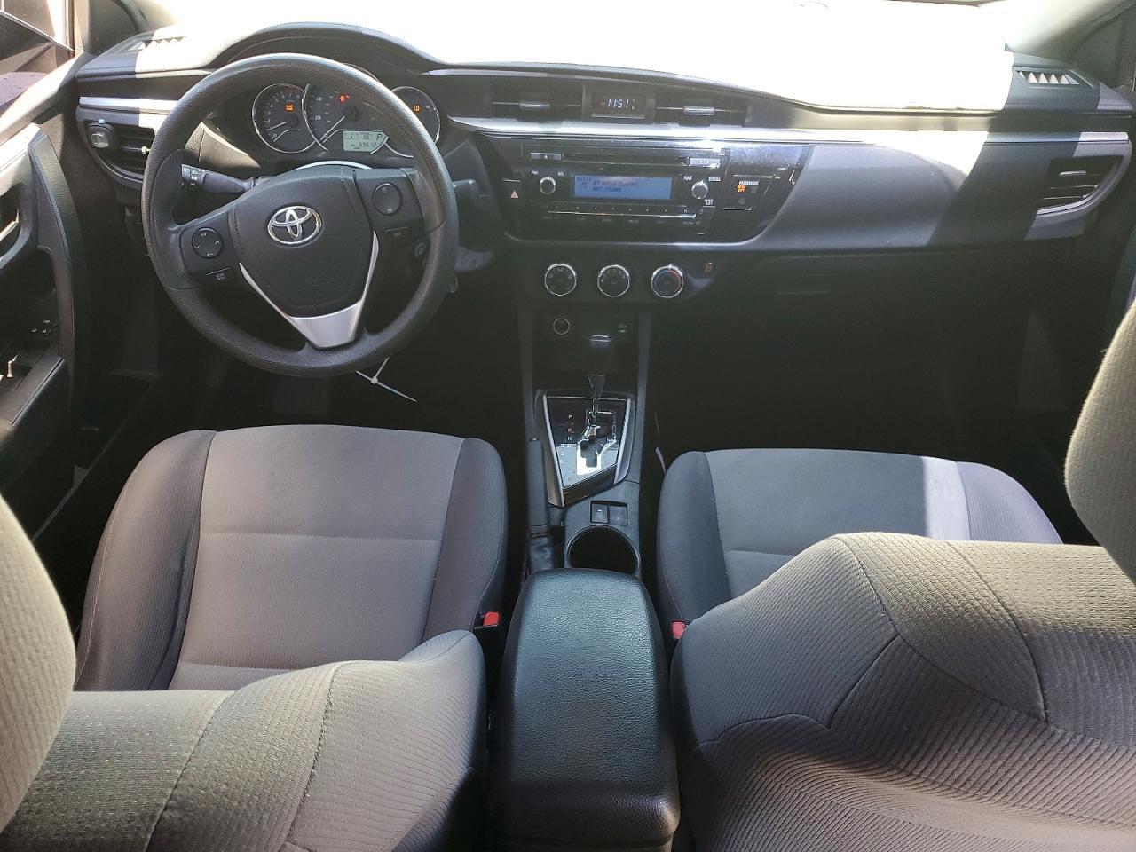 2015 TOYOTA COROLLA