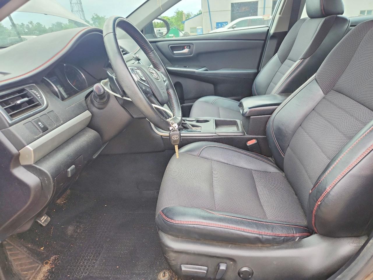 2017 TOYOTA CAMRY