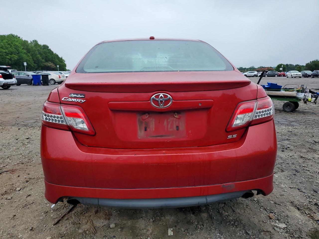 2011 TOYOTA CAMRY