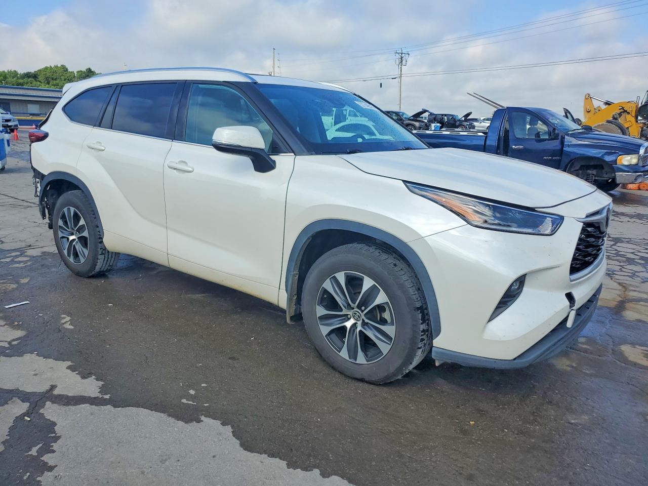 2021 TOYOTA HIGHLANDER