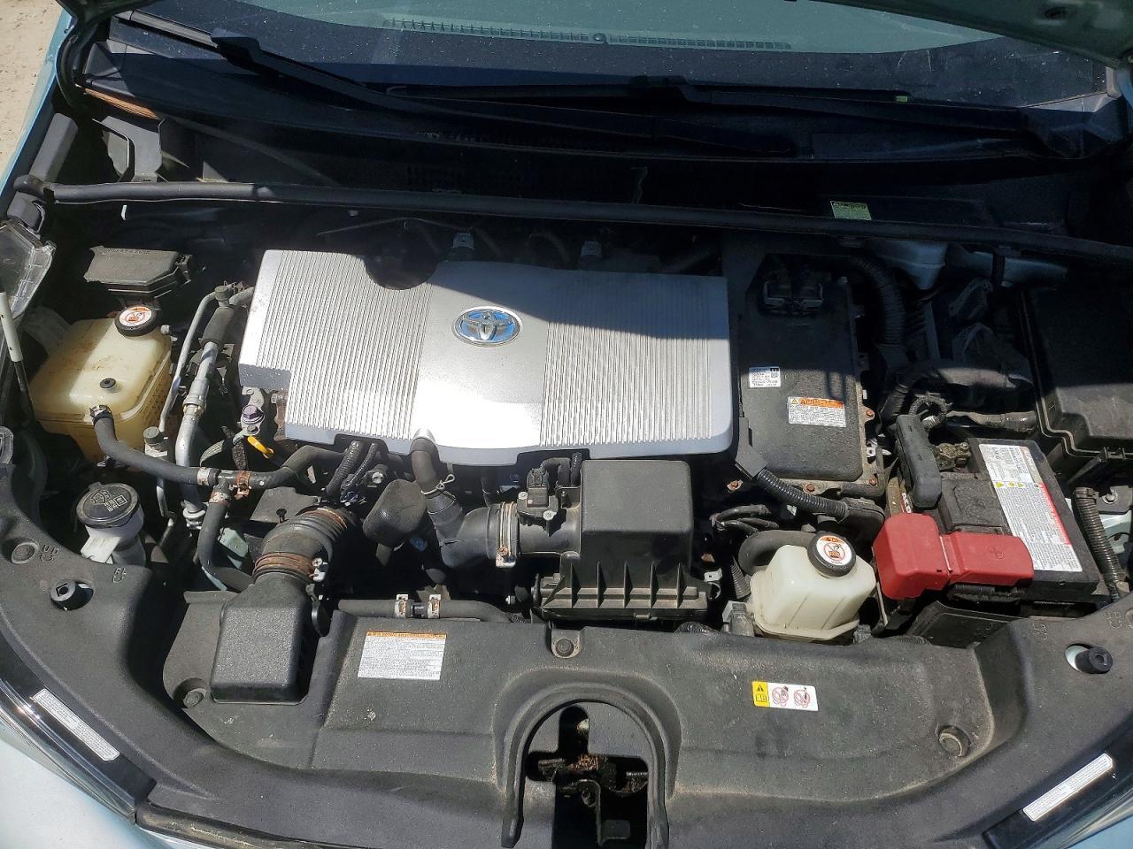 2017 TOYOTA PRIUS