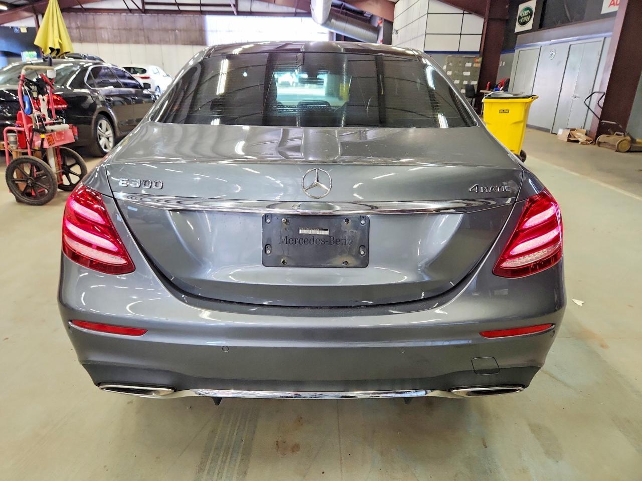 2017 MERCEDES-BENZ E-Class