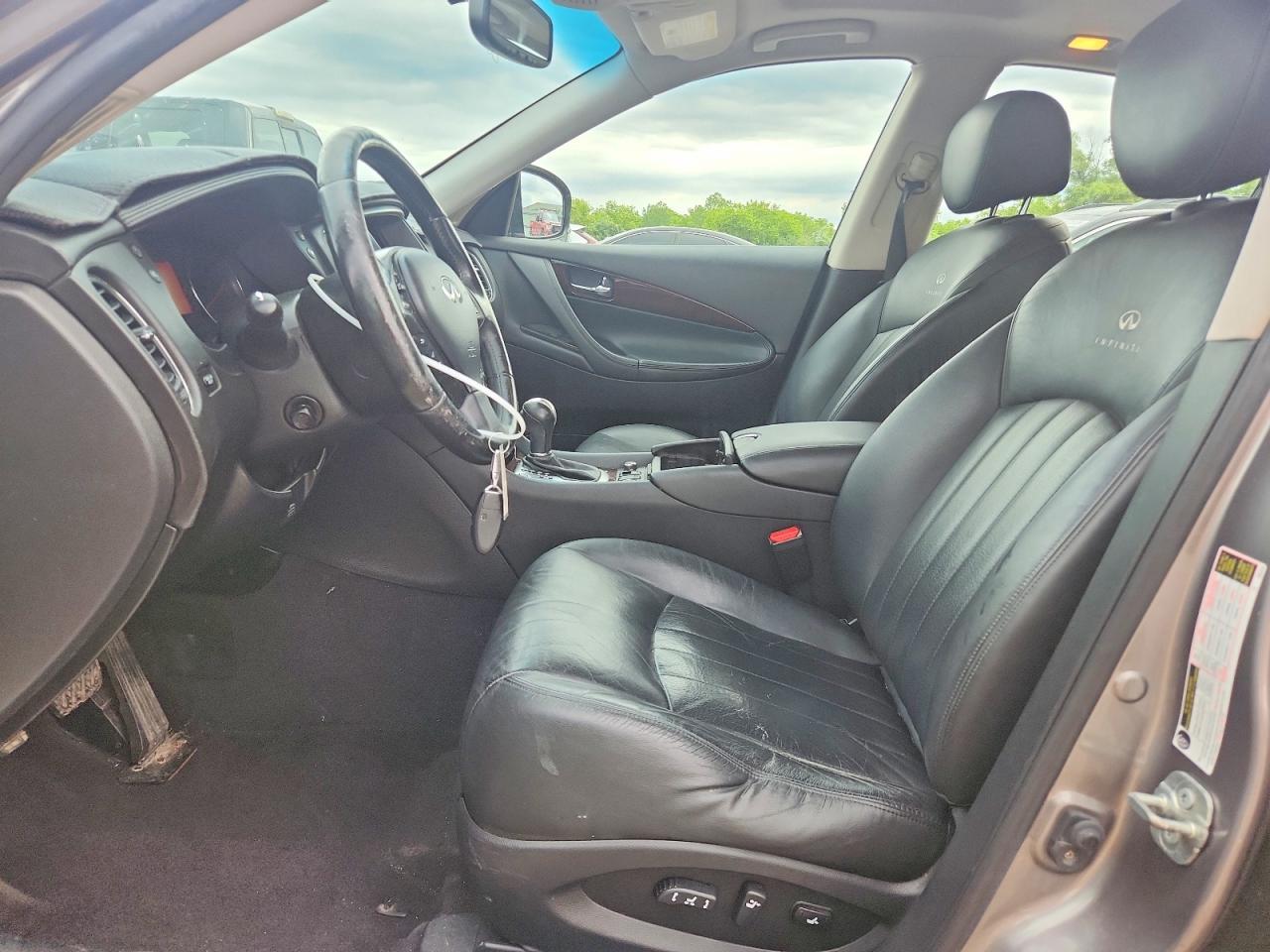 2010 INFINITI EX35