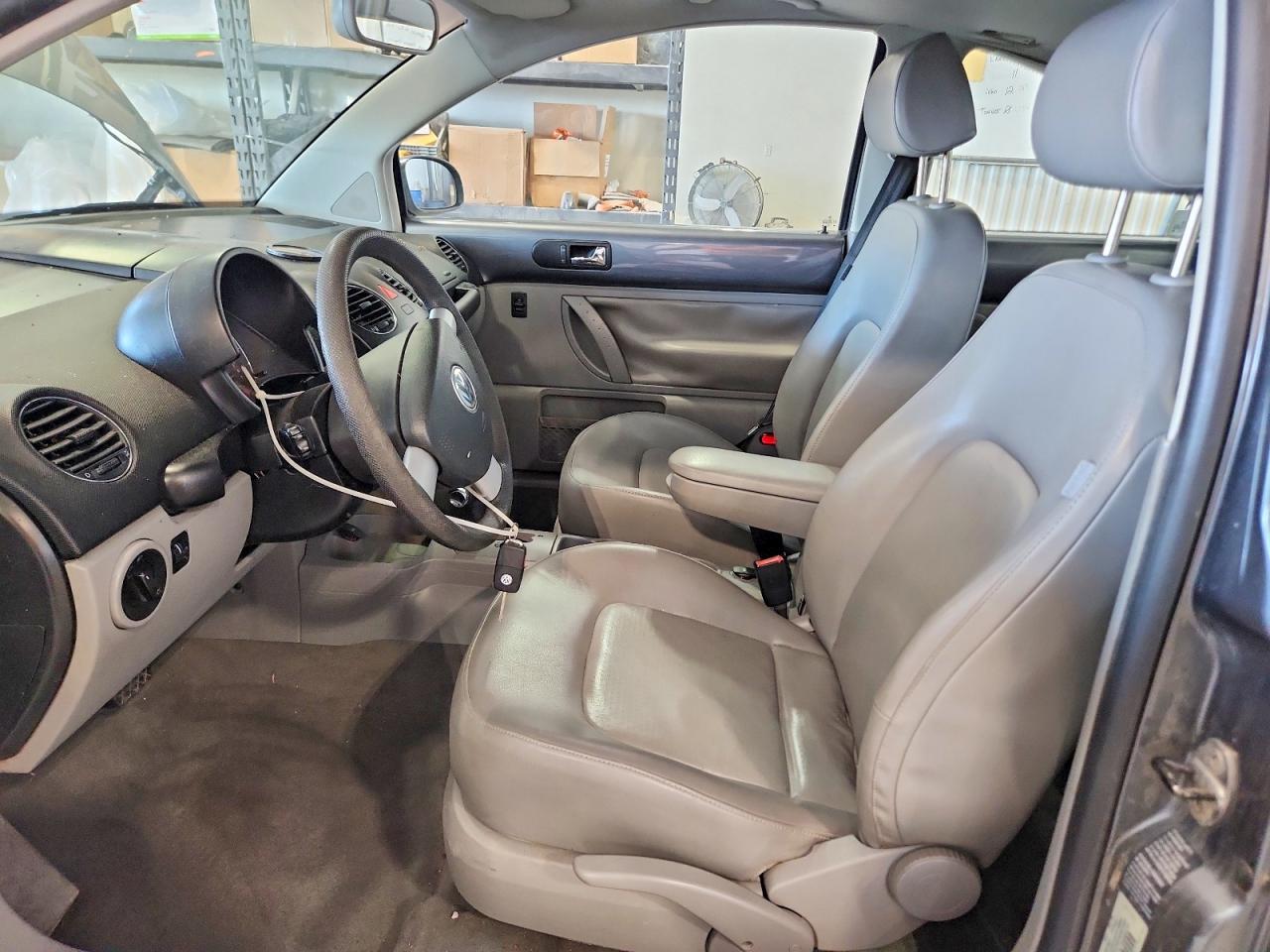 2006 VOLKSWAGEN Beetle