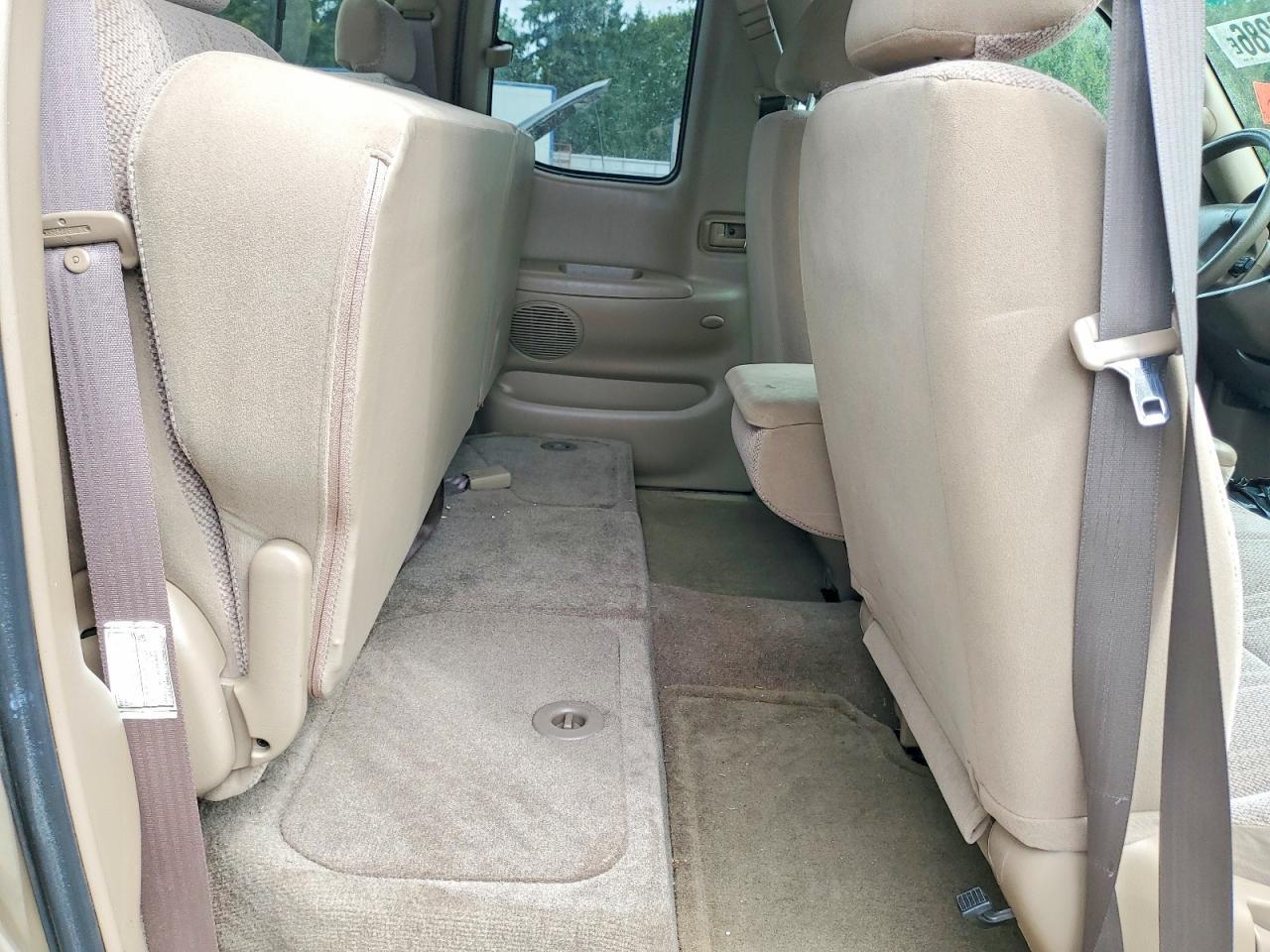 2002 TOYOTA TUNDRA