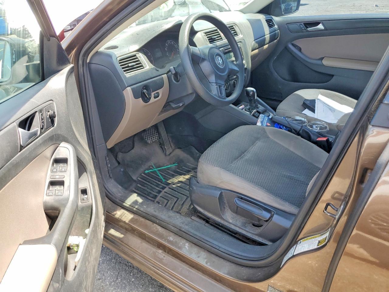 2014 VOLKSWAGEN JETTA