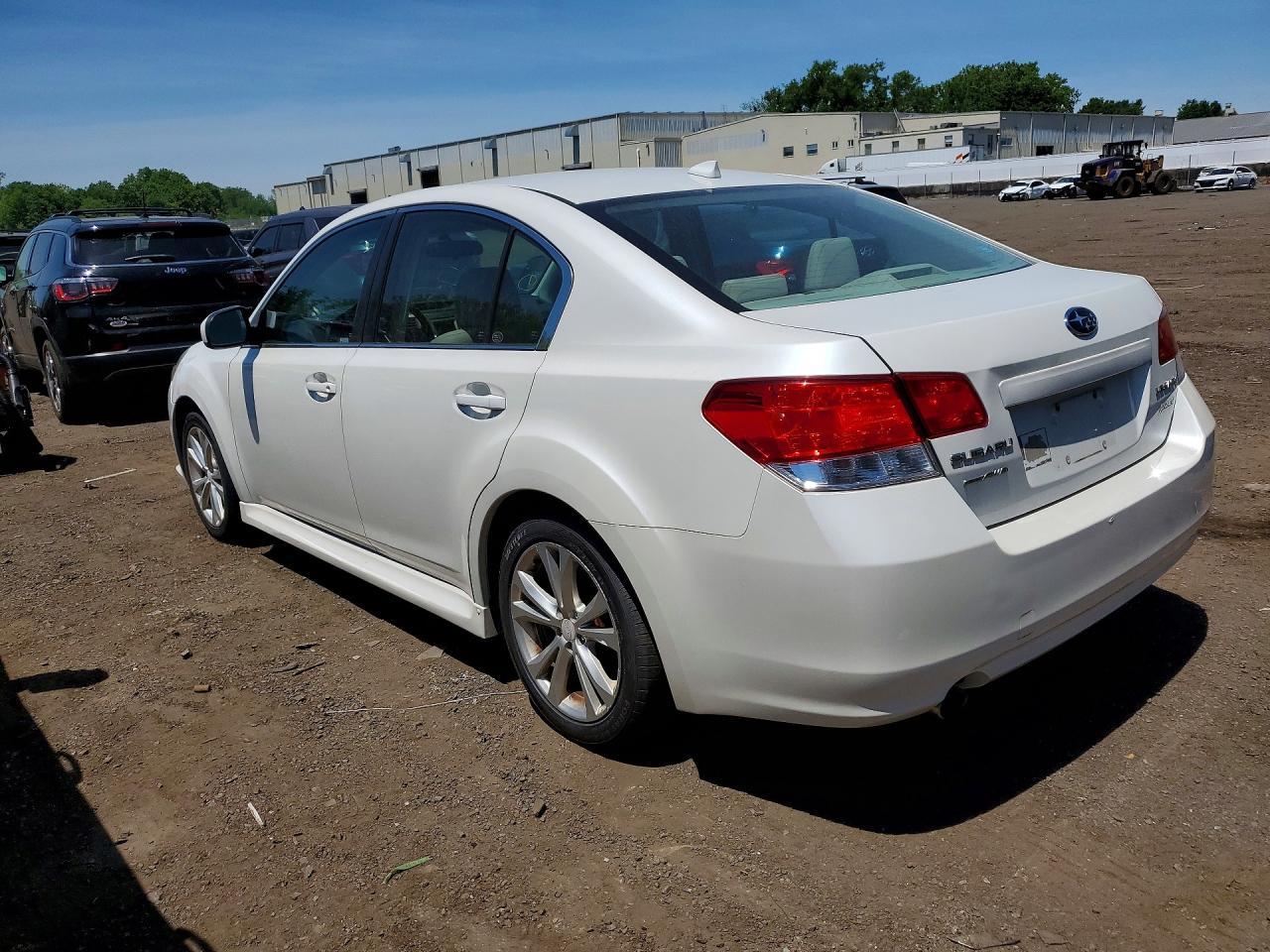 2014 SUBARU Legacy