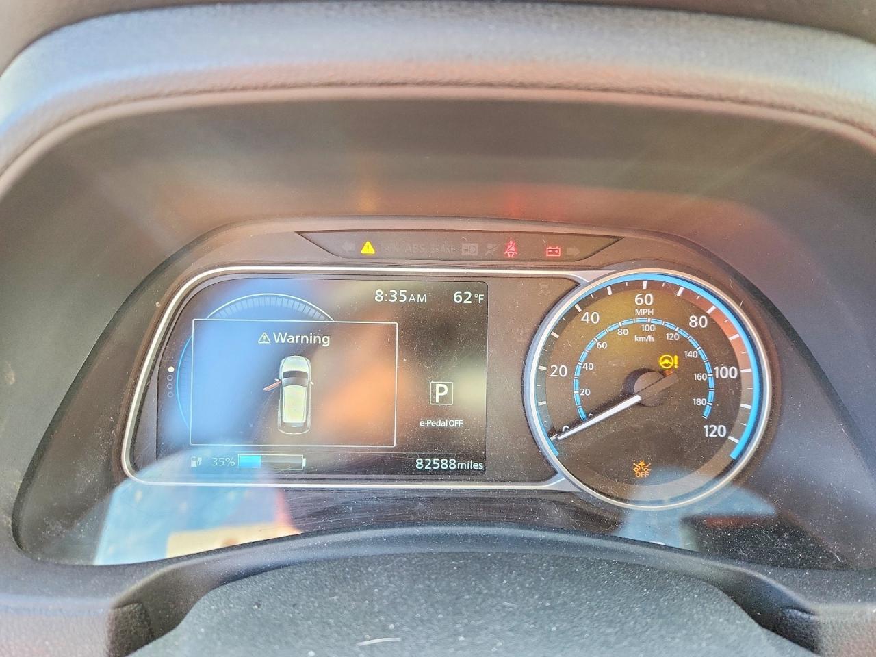 2018 NISSAN LEAF