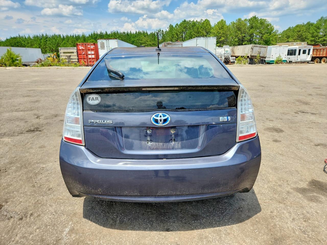2011 TOYOTA PRIUS